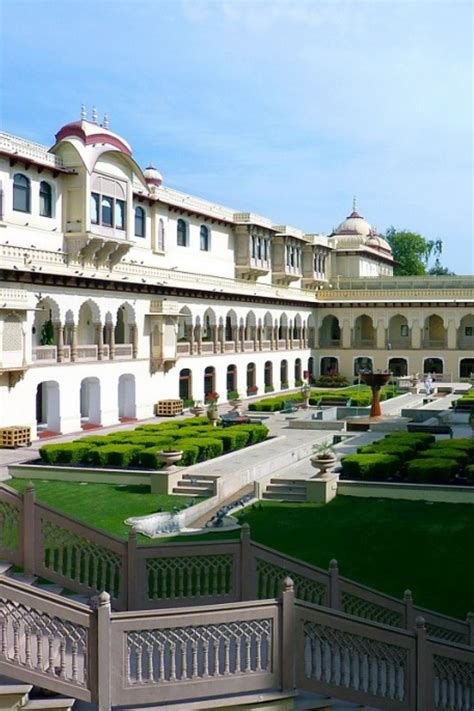25 Magnificent Royal Palaces In India You Must See.